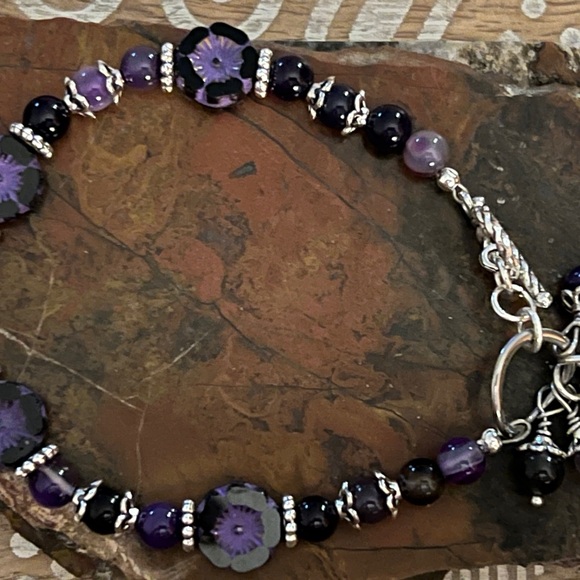 New Gorgeous Violet Czech Glass Flower & Purple Agate Charm Bracelet - Picture 7 of 11
